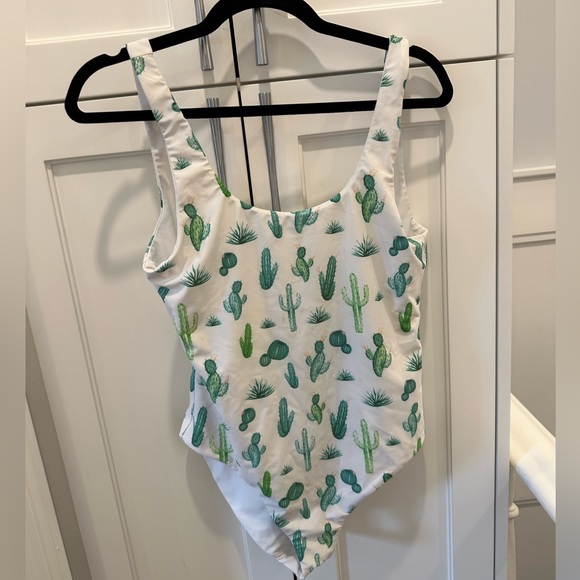 Cactus print Faherty bathing suit (double lined) - Picture 1 of 2